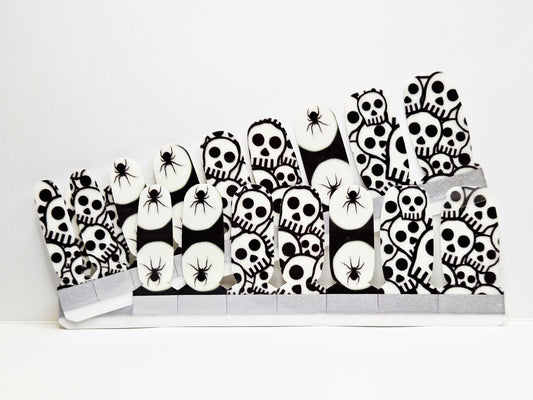 Skull Mountain - Glow in the Dark - Nail Wraps