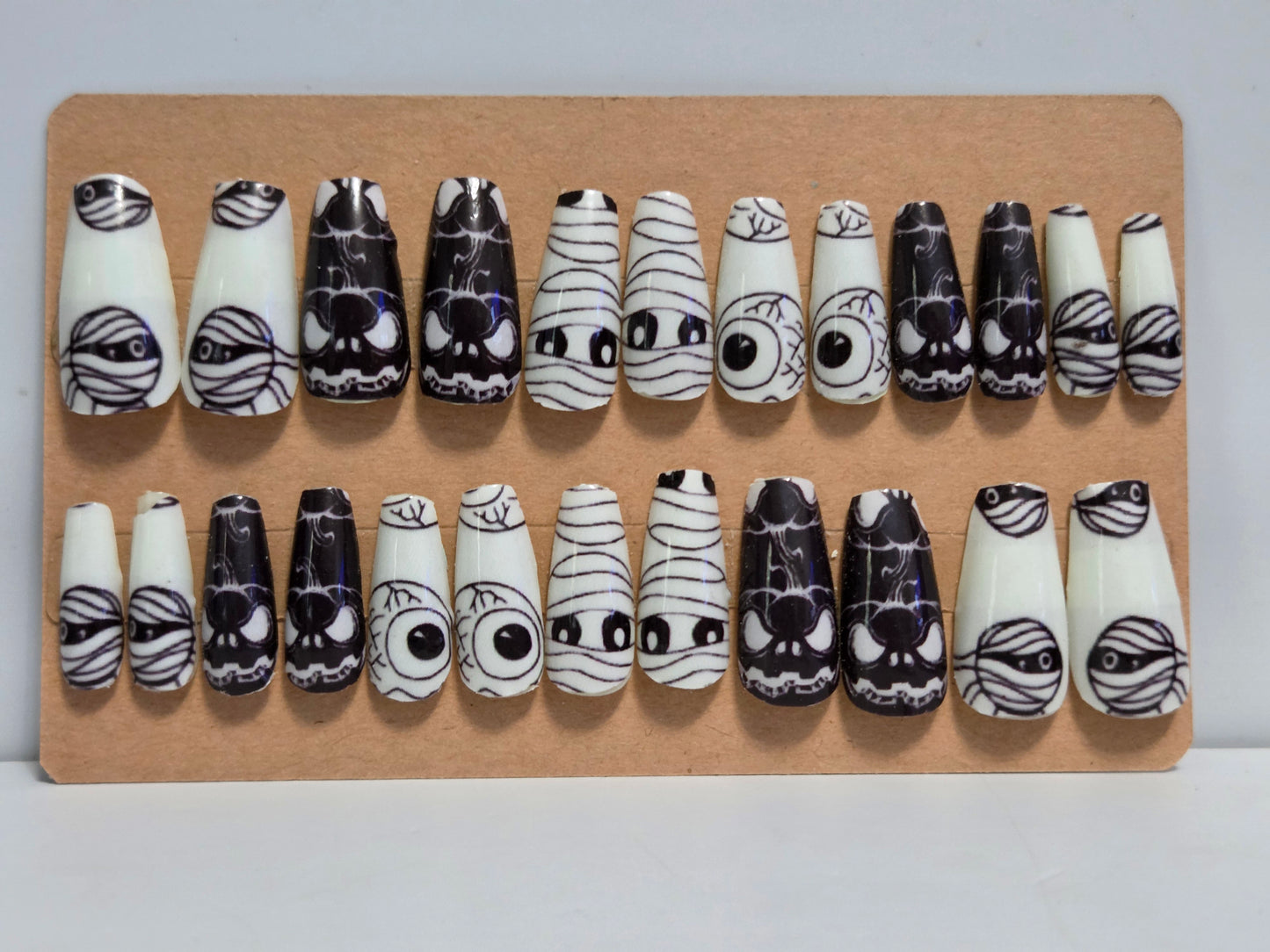 Mummy and Friend - Glow in the Dark - Halloween - Handmade Press on Nails